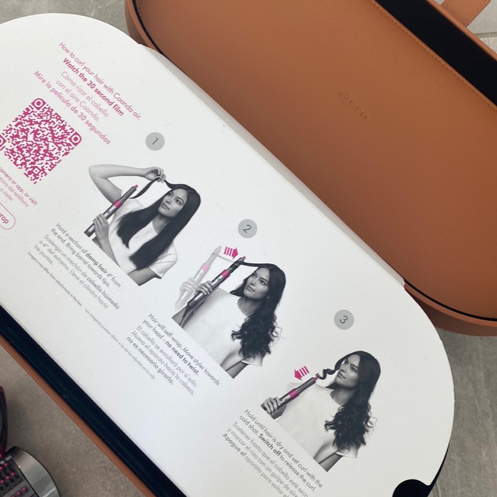 Dyson Airwrap Brand new Used 5 times .